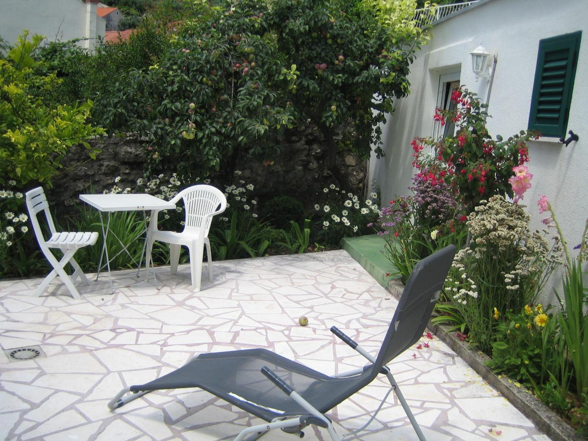 Hotel Sunny House Free Parking Trsteno Zimmer foto